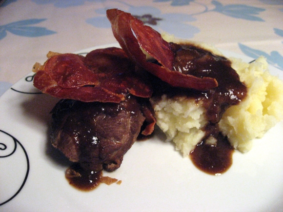 Braiserede Svinekæber klar til spisning