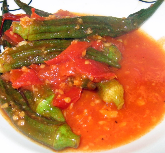Okra på tallerkenen