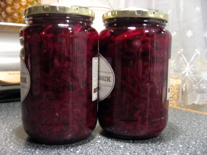 2 glas hjemmelavet rødkål